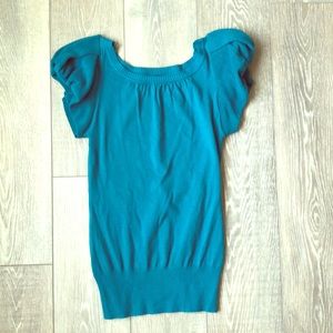 Lightweight blue short sleeved sweater
